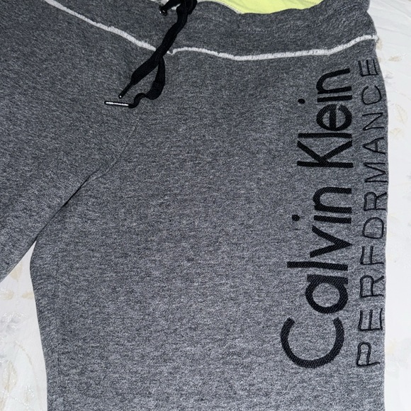 Women’s Calvin Klein Sweatpants - Picture 2 of 4
